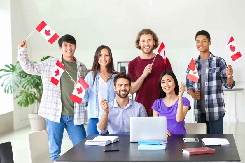تبدیل ویزای کار کانادا به اقامت دائم